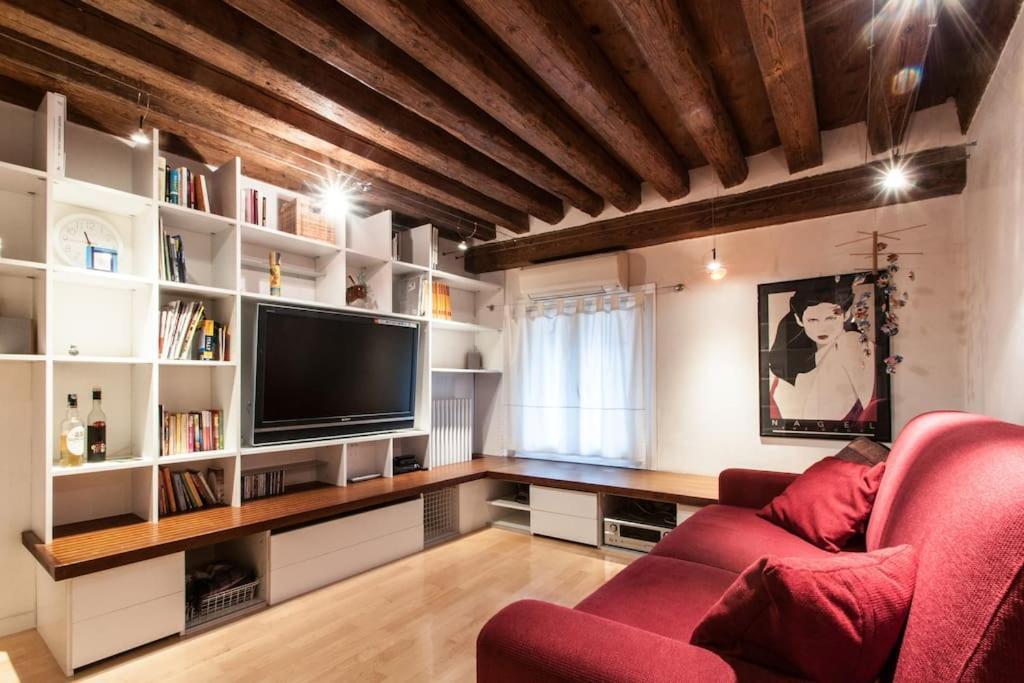 Bellissimo Appartamento In Palazzo Storico Venedig Eksteriør billede